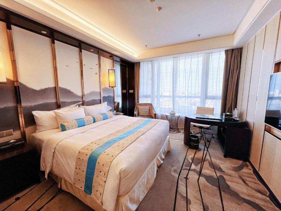 Menshine Gloria Plaza Hotel Santou Kültér fotó